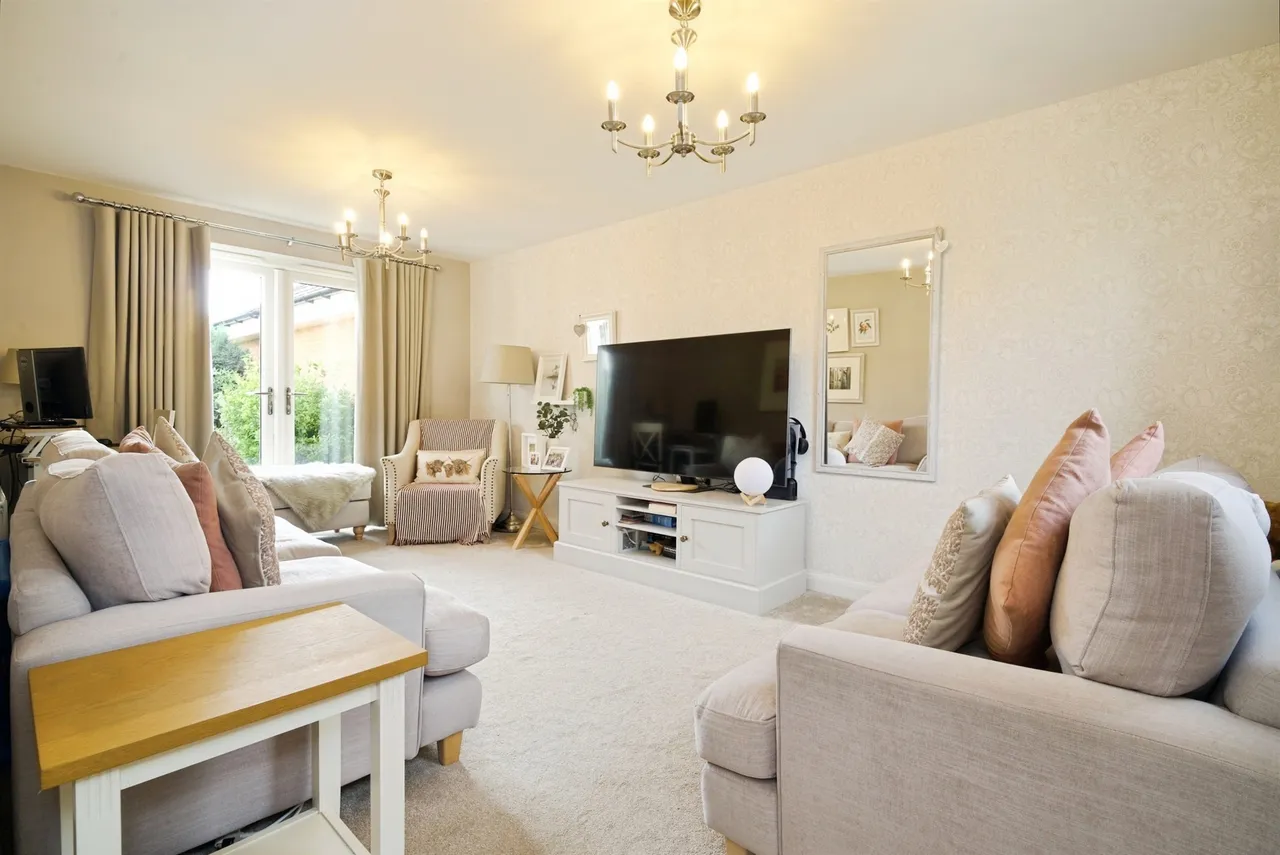 Oriel Drive, Royston, Barnsley, photo 2