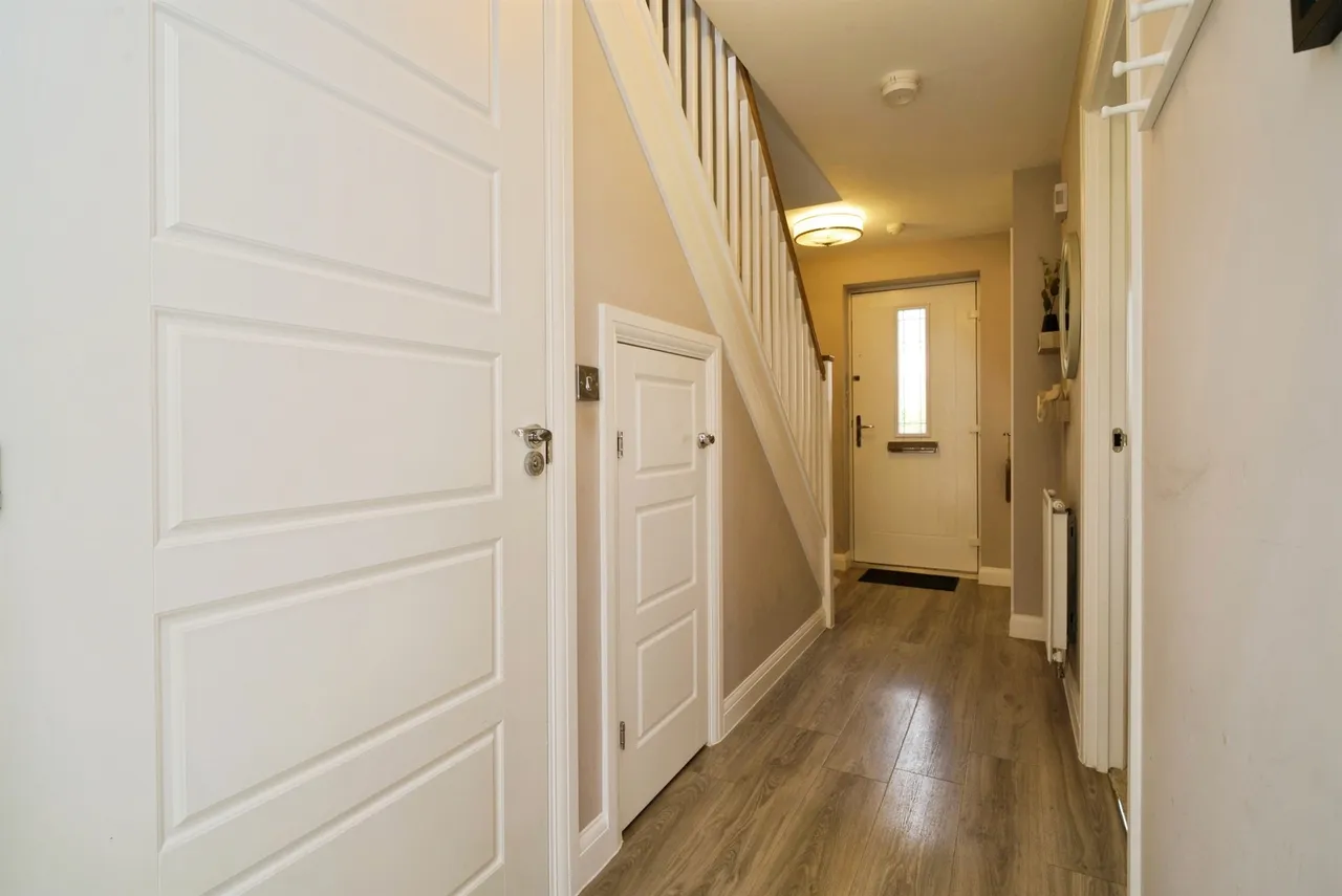Oriel Drive, Royston, Barnsley, photo 6