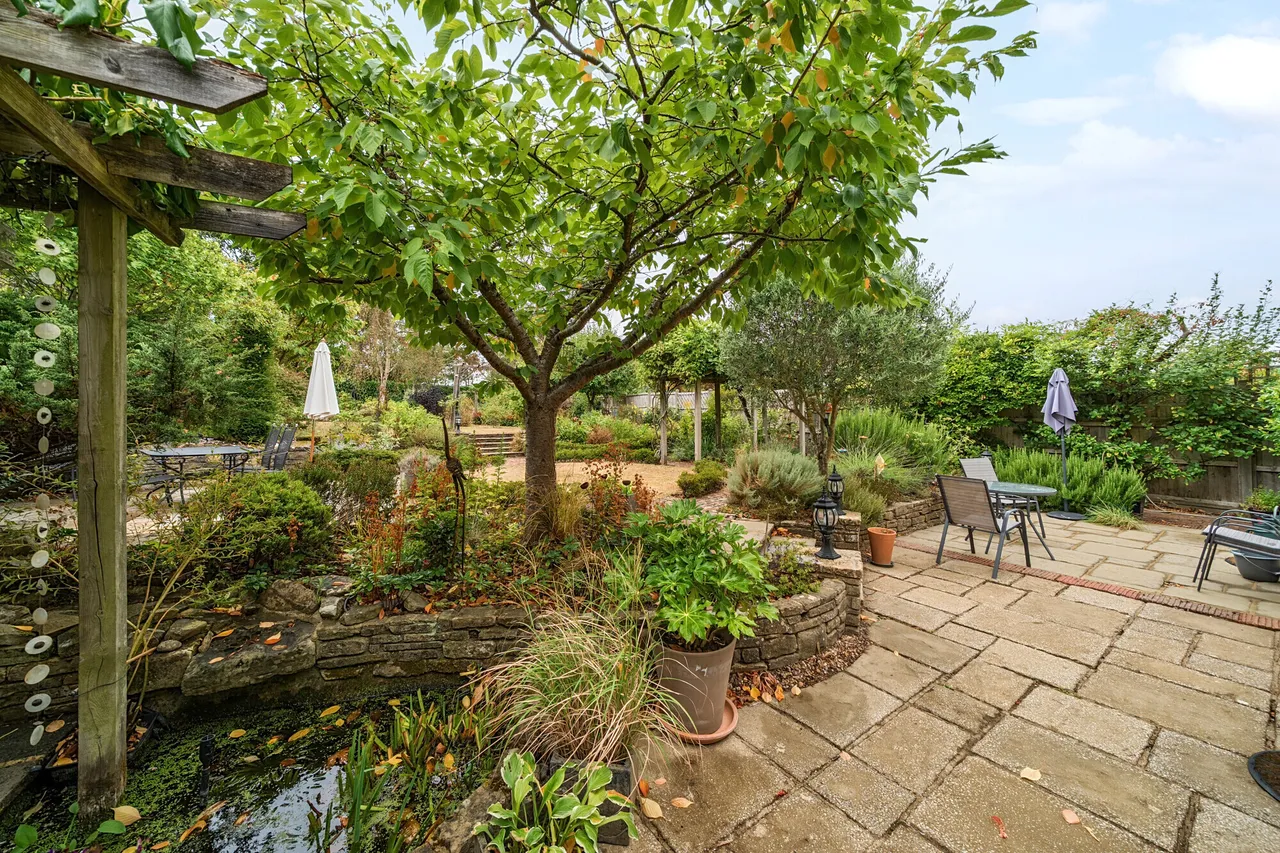 Lancaster Avenue, Farnham, GU9, photo 7