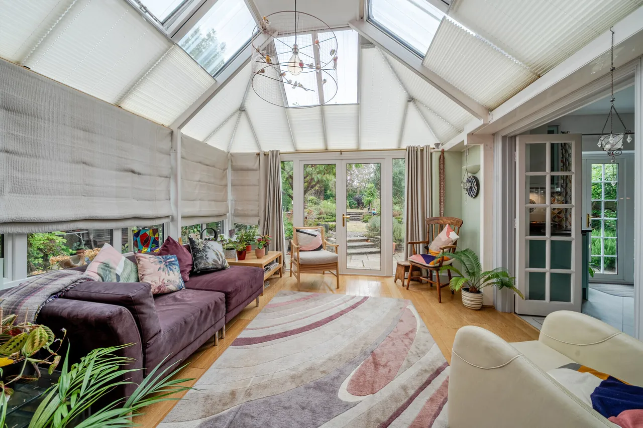 Lancaster Avenue, Farnham, GU9, photo 6