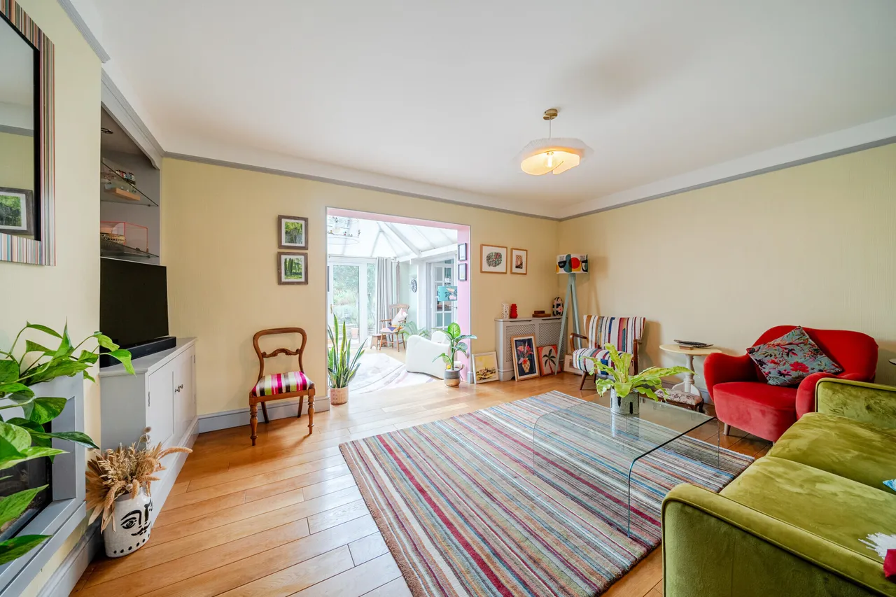 Lancaster Avenue, Farnham, GU9, photo 5