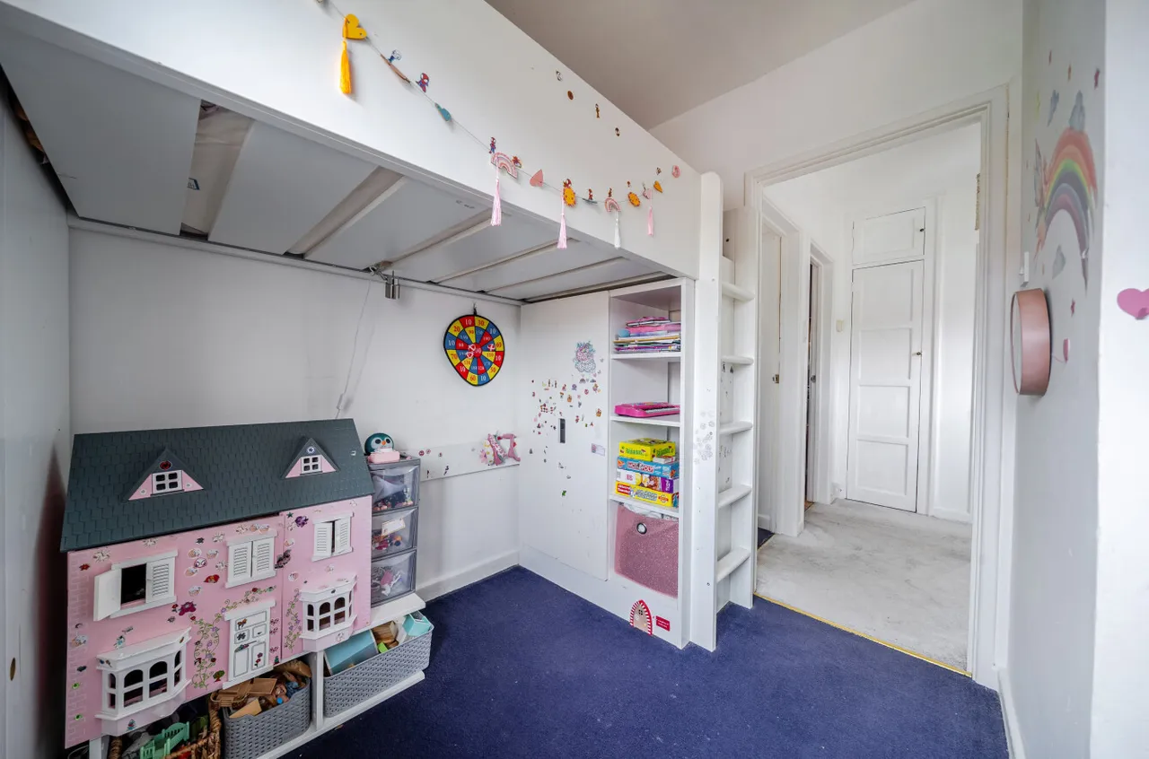 Hornbeam Road, Guildford, GU1, photo 11