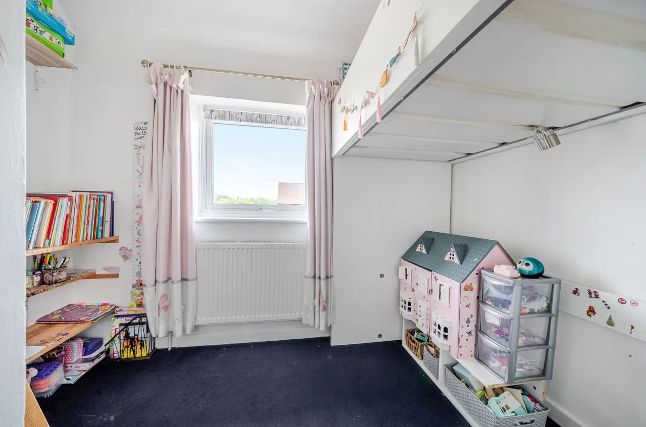 Hornbeam Road, Guildford, GU1, photo 10
