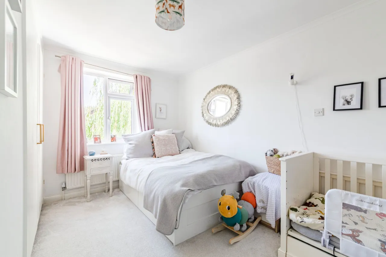 High Road, Byfleet, KT14, photo 12