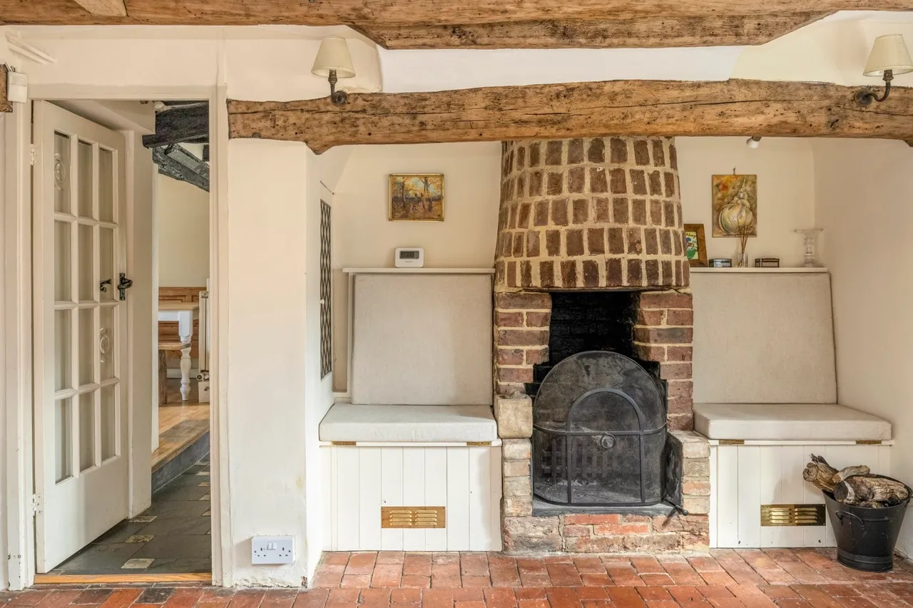 The Street, Bolney, RH17, photo 11