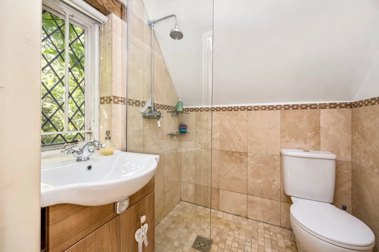 The Street, Bolney, RH17, photo 19