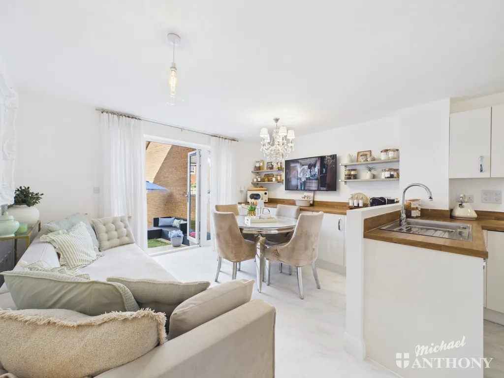 Briggington Way, Leighton Buzzard, LU7 3GQ, photo 2