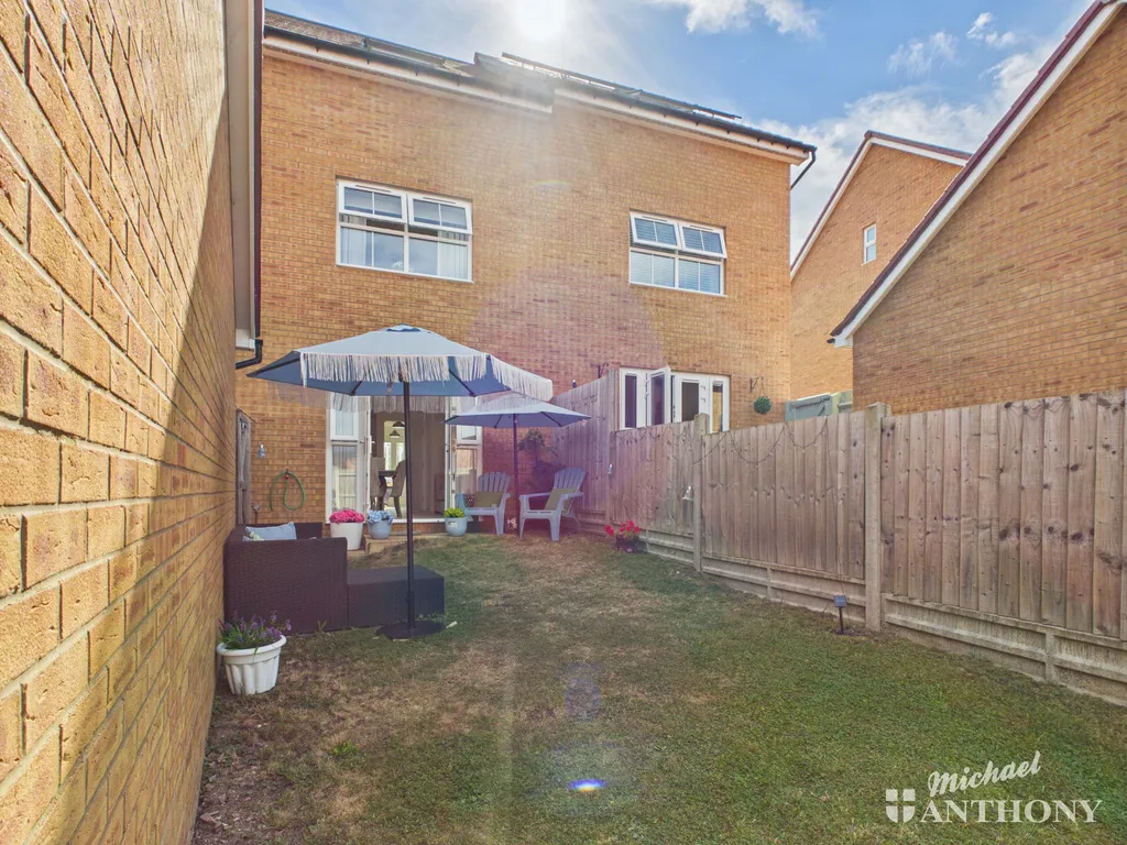 Briggington Way, Leighton Buzzard, LU7 3GQ, photo 16