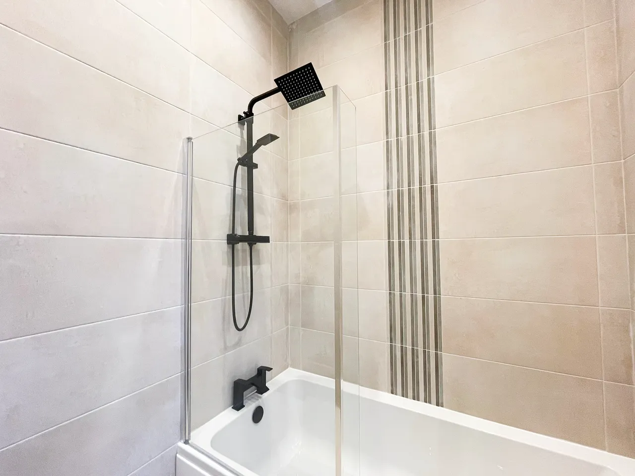 Mill Pool Close, Woodley, SK6, photo 18