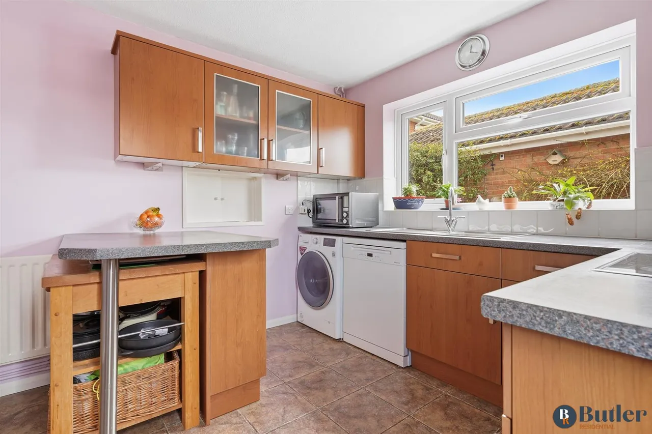 Town Orchard, St. Neots, PE19, photo 80