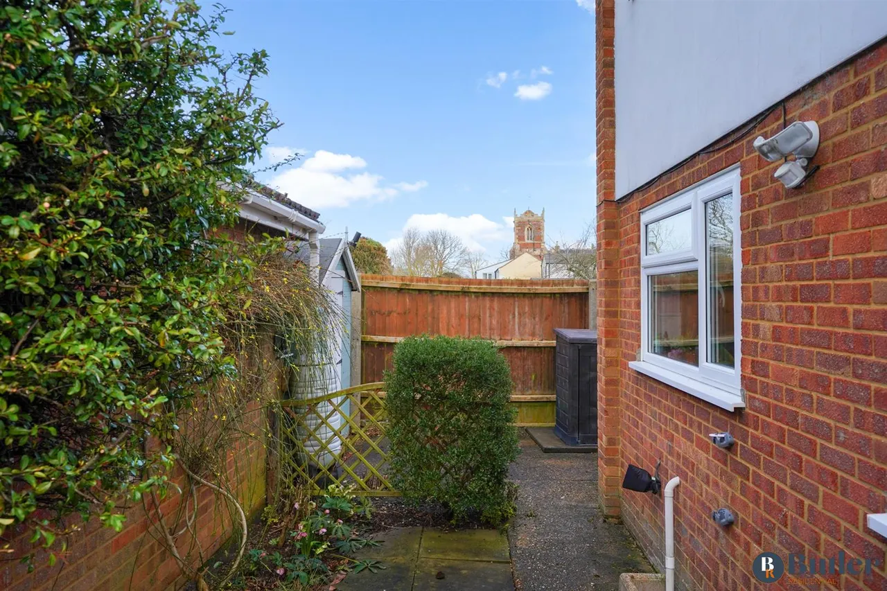 Town Orchard, St. Neots, PE19, photo 49