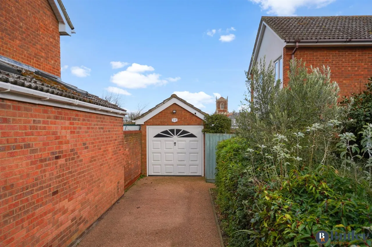 Town Orchard, St. Neots, PE19, photo 51
