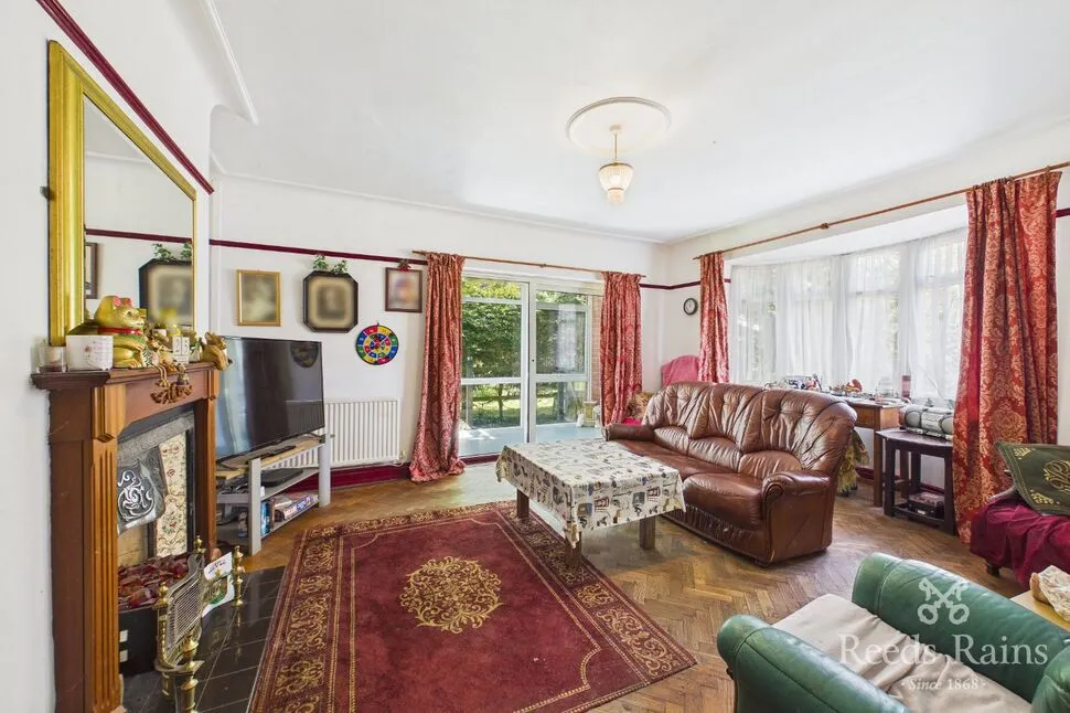 Brook Avenue, Towyn, LL22, photo 3