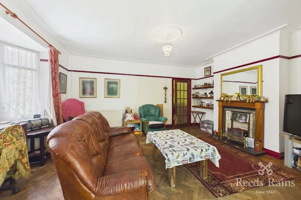 Brook Avenue, Towyn, LL22, photo 14