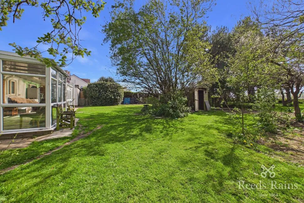 Brook Avenue, Towyn, LL22, photo 6