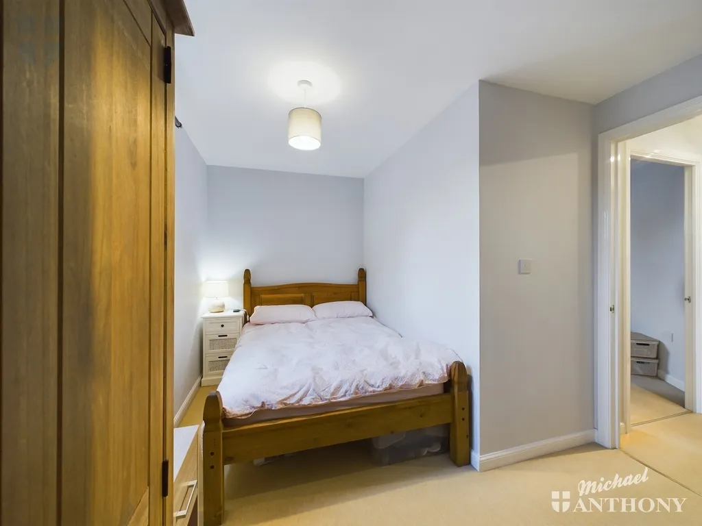 Kingsgate, Aylesbury, HP19, photo 10