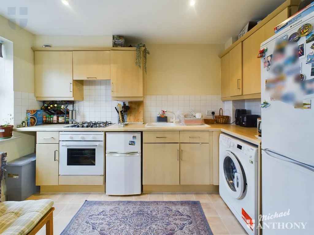 Kingsgate, Aylesbury, HP19, photo 2