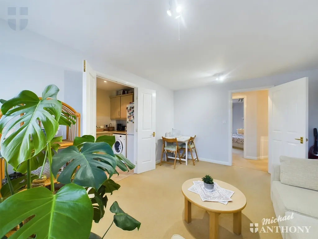 Kingsgate, Aylesbury, HP19, photo 4