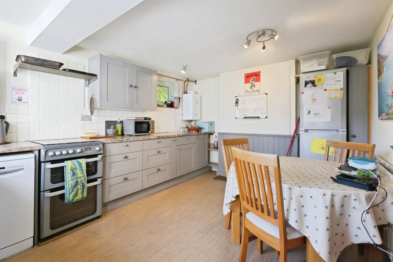 Longland, Salisbury, SP2, photo 6