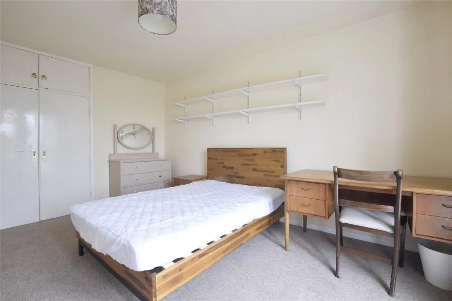 Albemarle Gate, Cheltenham, GL50, photo 4