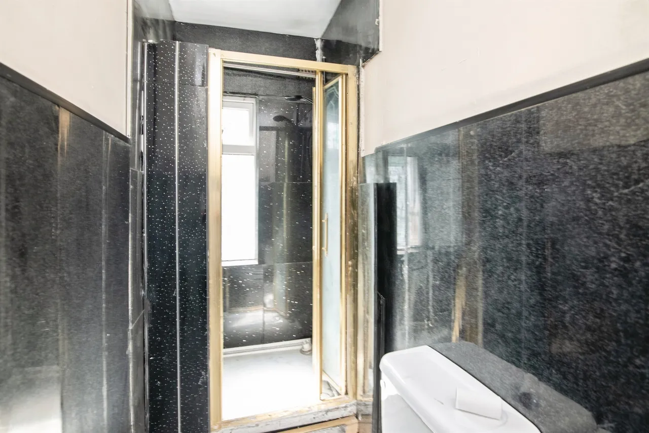 New Swan Lane, West Bromwich, photo 11