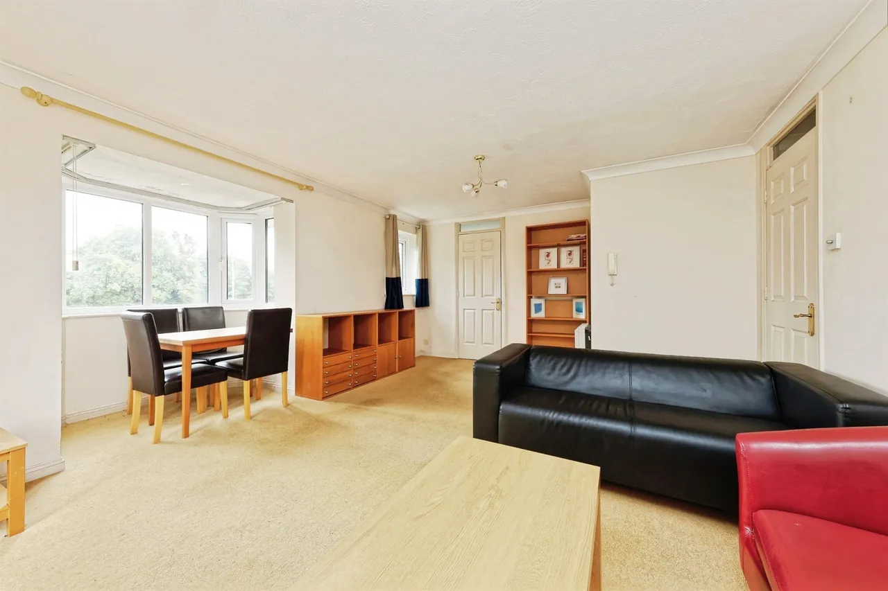 Rheims Court, Canterbury, photo 2