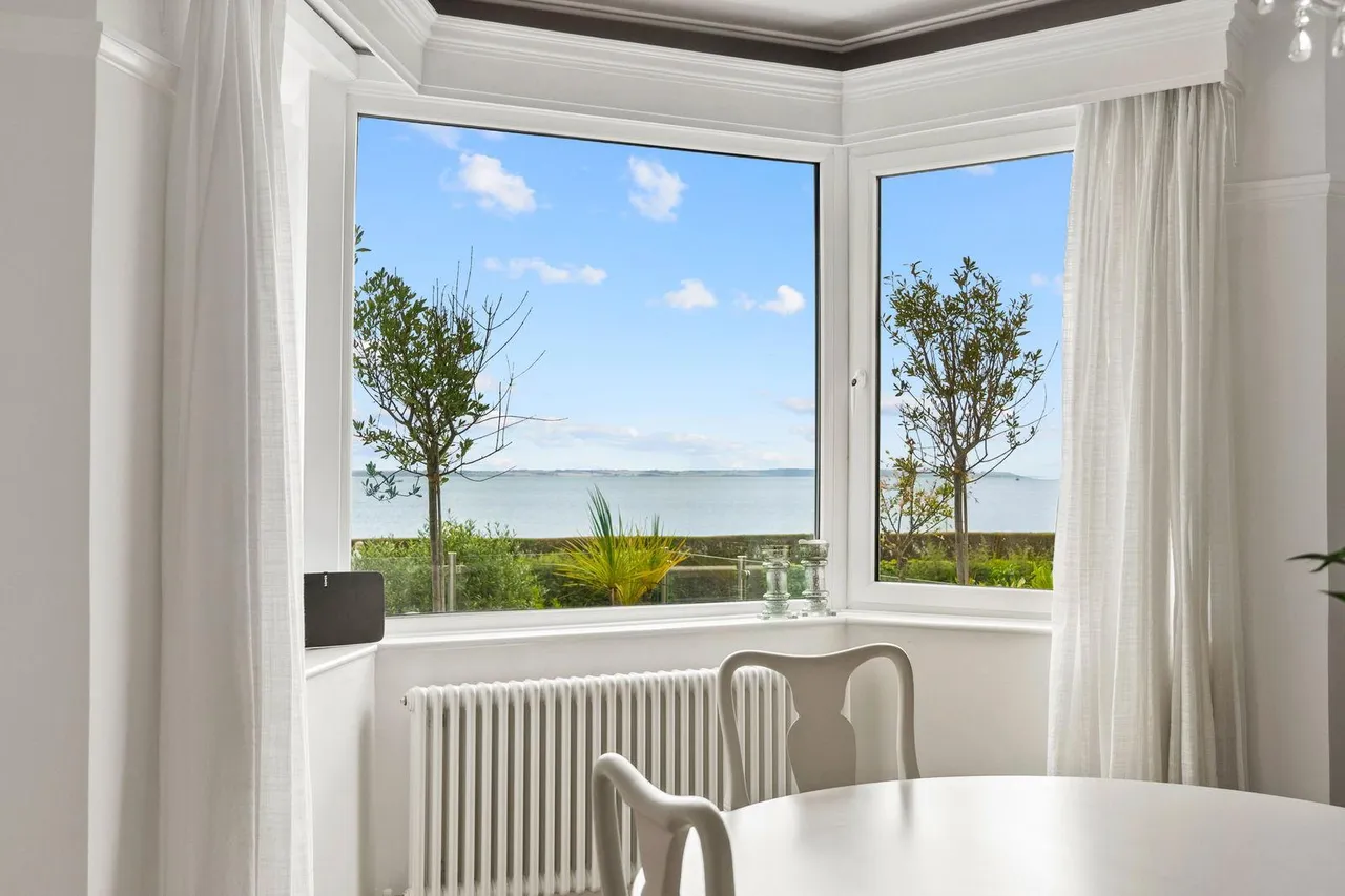 Chalkwell Esplanade, Westcliff-On-Sea, photo 6