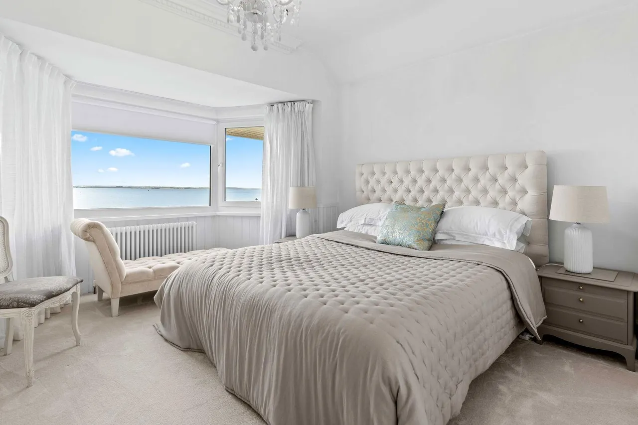 Chalkwell Esplanade, Westcliff-On-Sea, photo 28