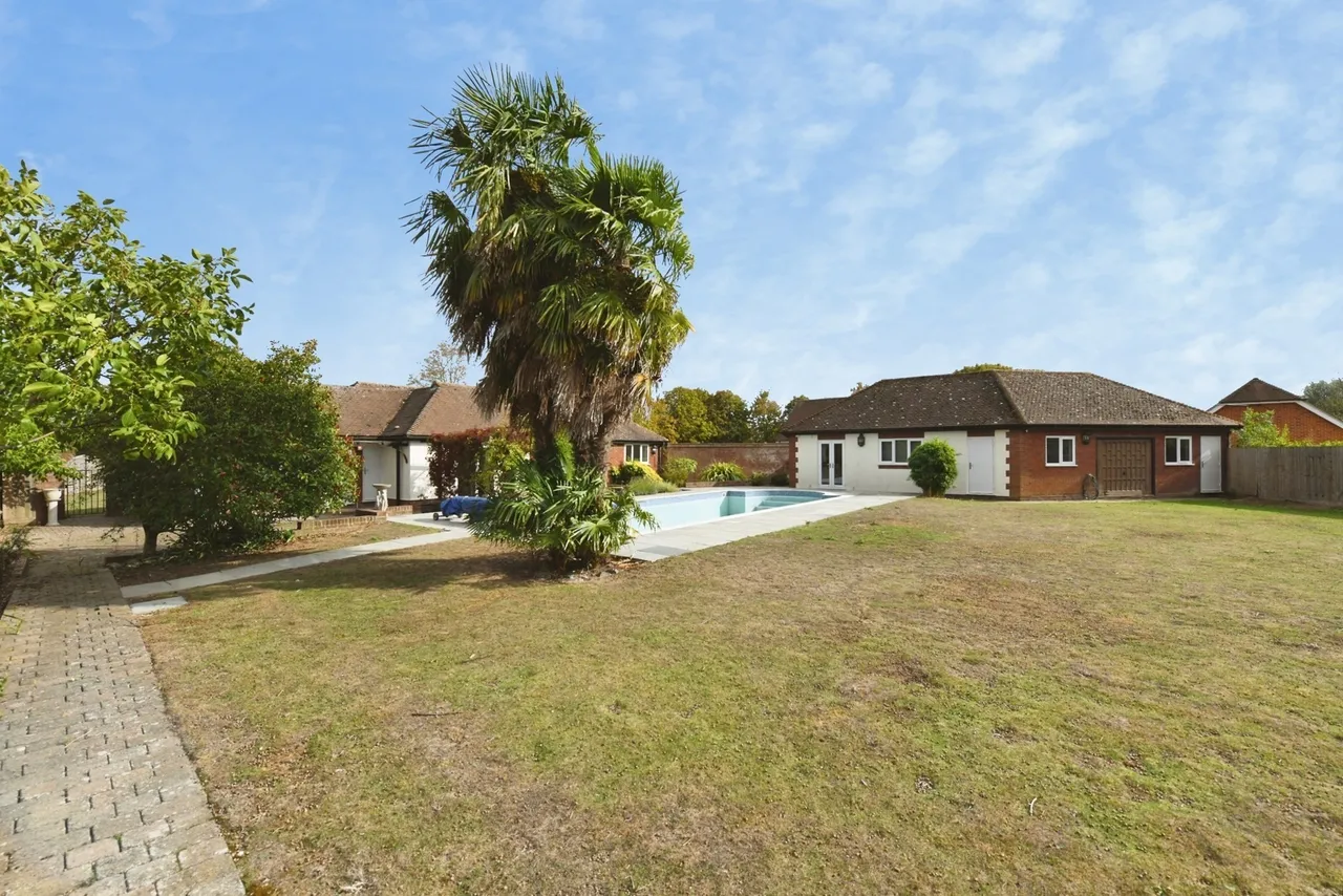 Great Tey Road, Little Tey, CO6, photo 34