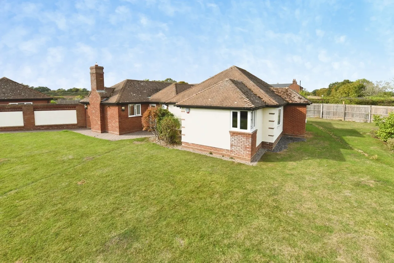 5 bed house for sale, Great Tey Road, Little Tey, CO6