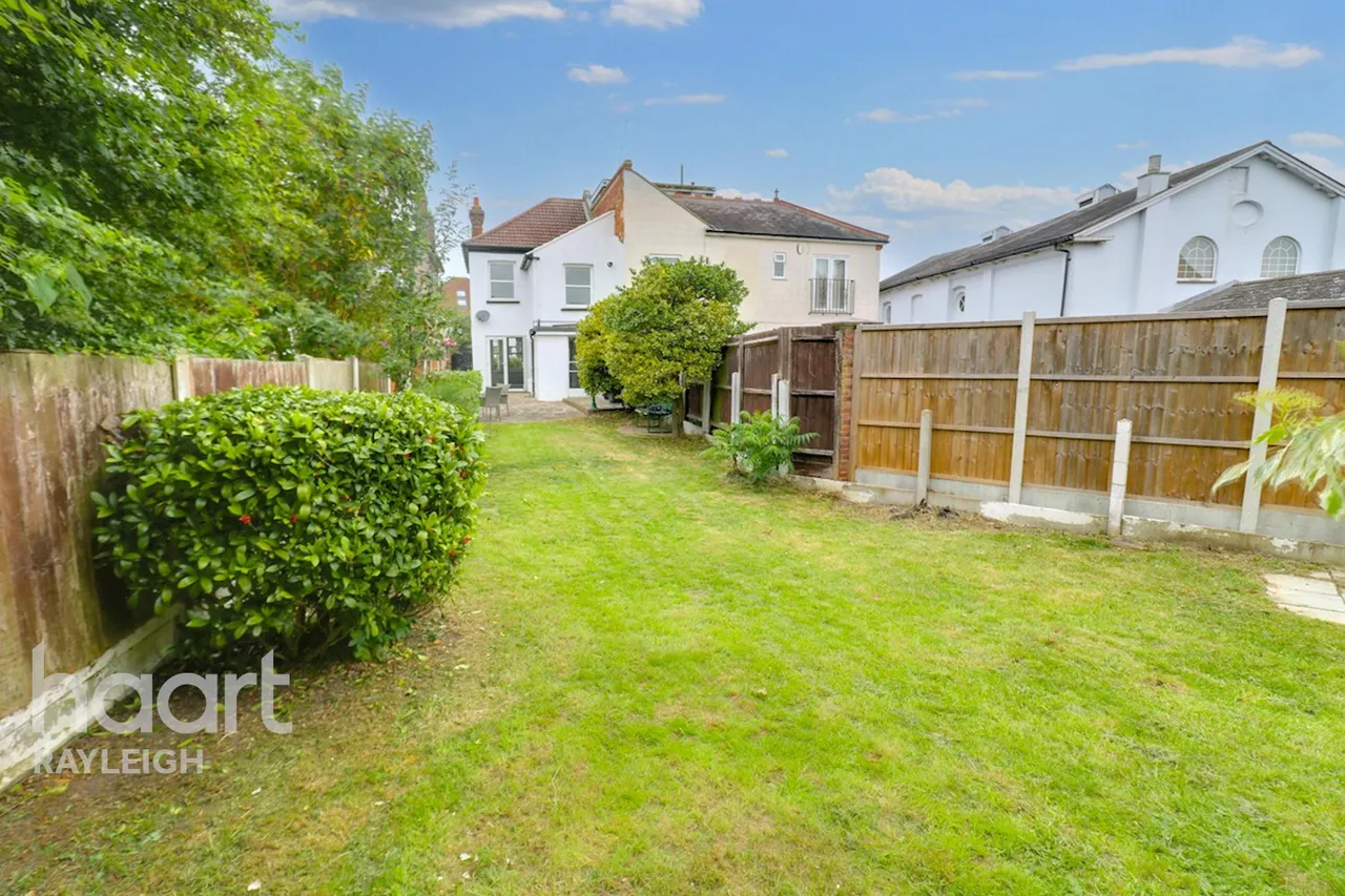 High Road, Rayleigh, SS6, photo 23