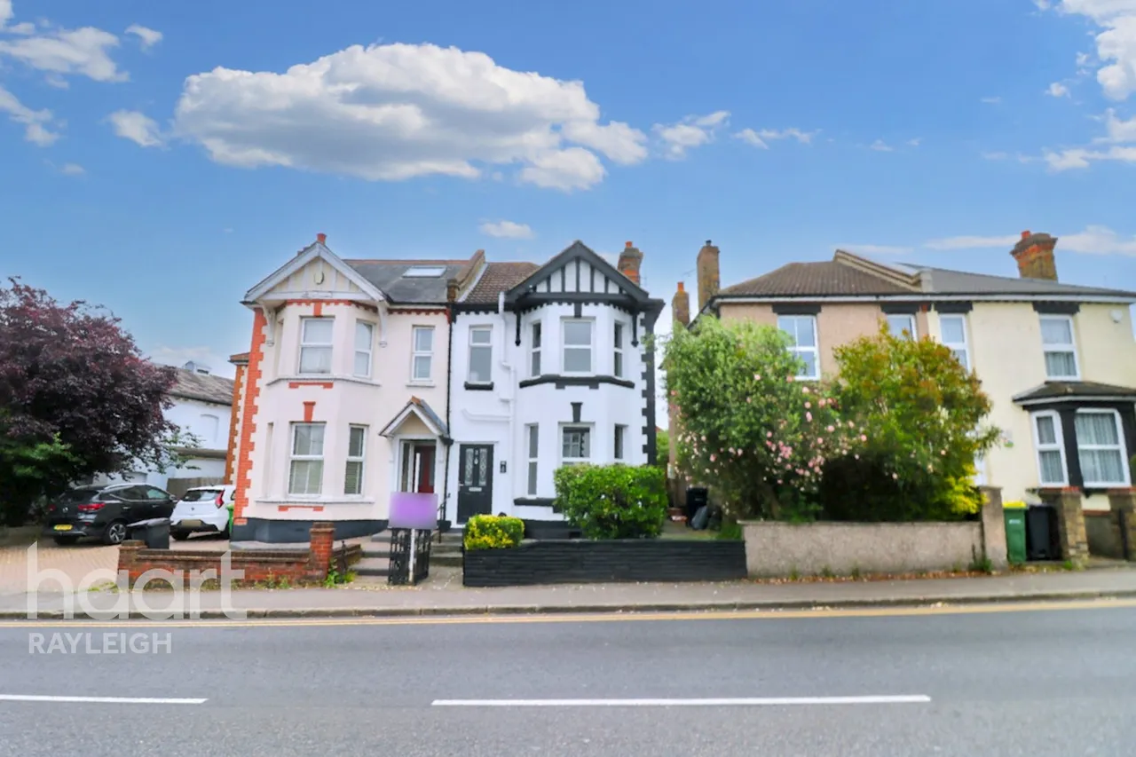 High Road, Rayleigh, SS6, photo 25