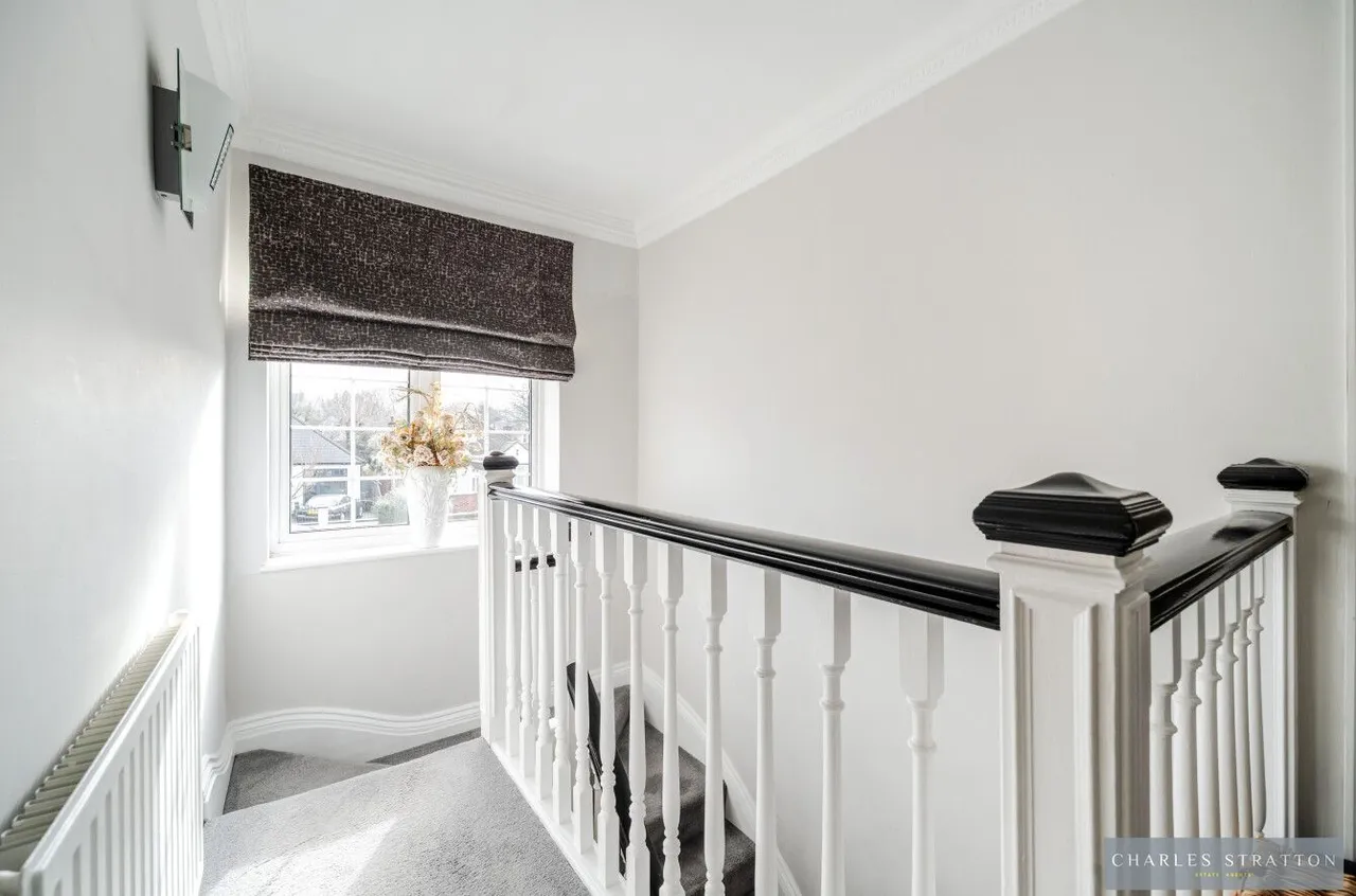 Brook Road, Romford, Essex, RM2 5QT, photo 18