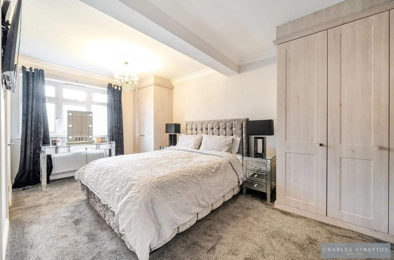 Brook Road, Romford, Essex, RM2 5QT, photo 19