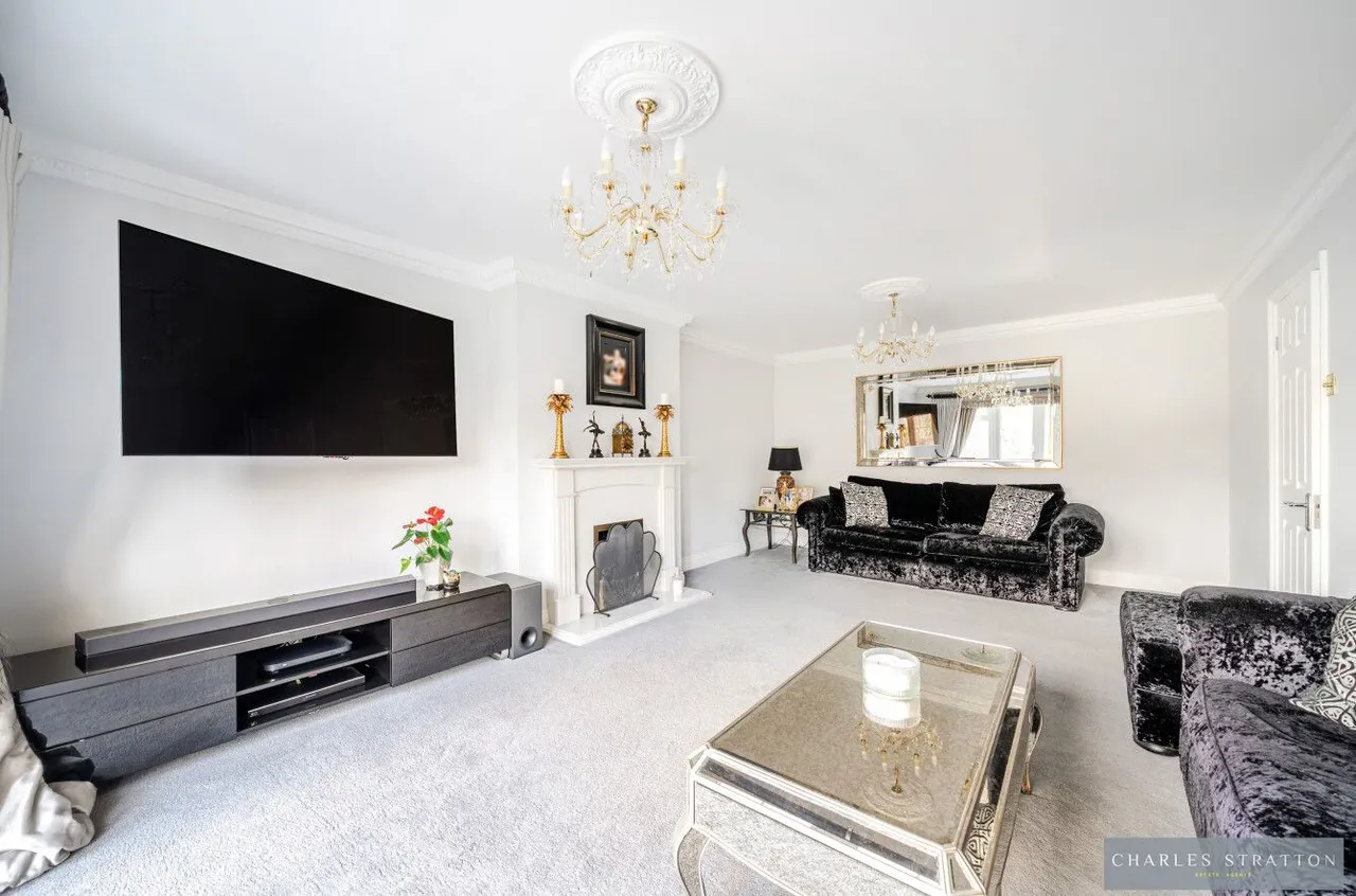 Brook Road, Romford, Essex, RM2 5QT, photo 9