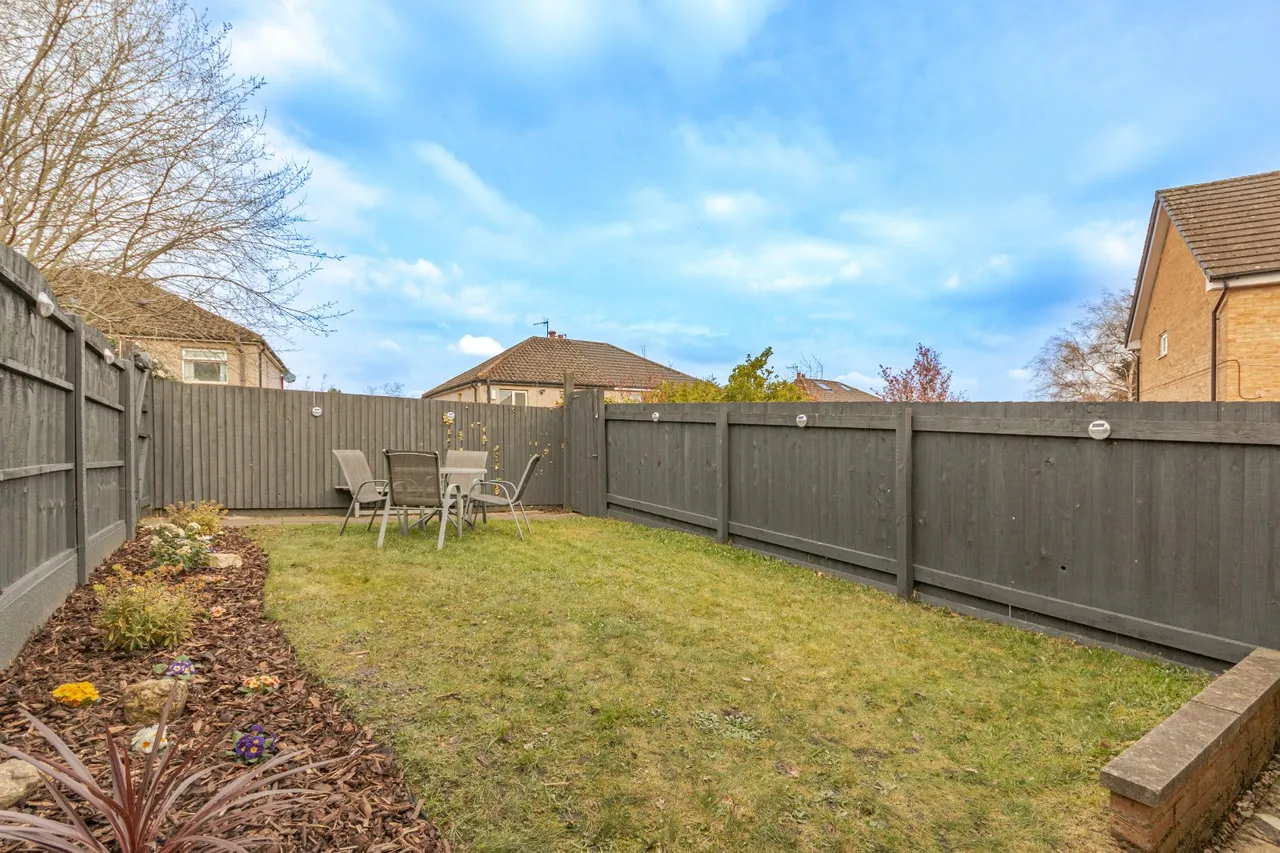 Hornbeam Close, Bradford, BD15, photo 13