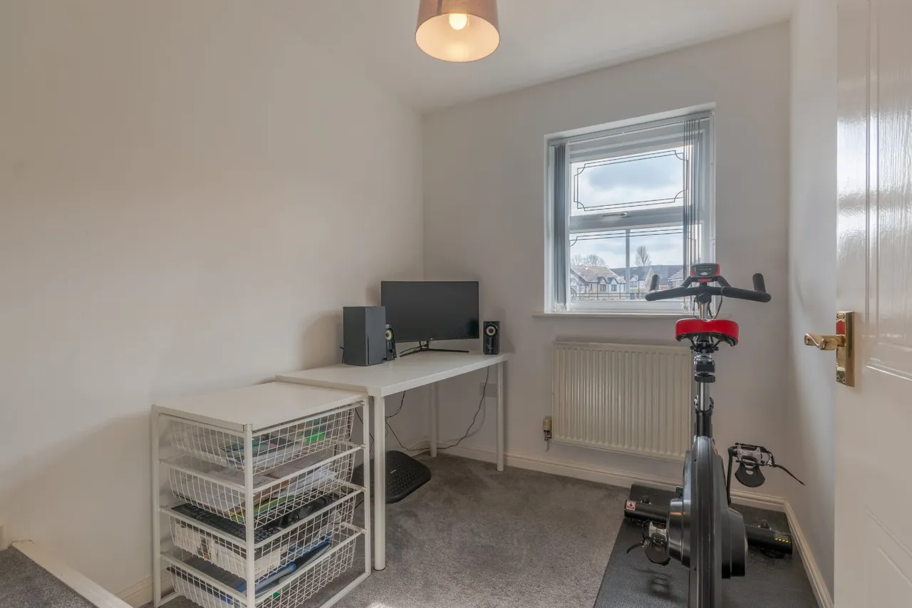 Hornbeam Close, Bradford, BD15, photo 11