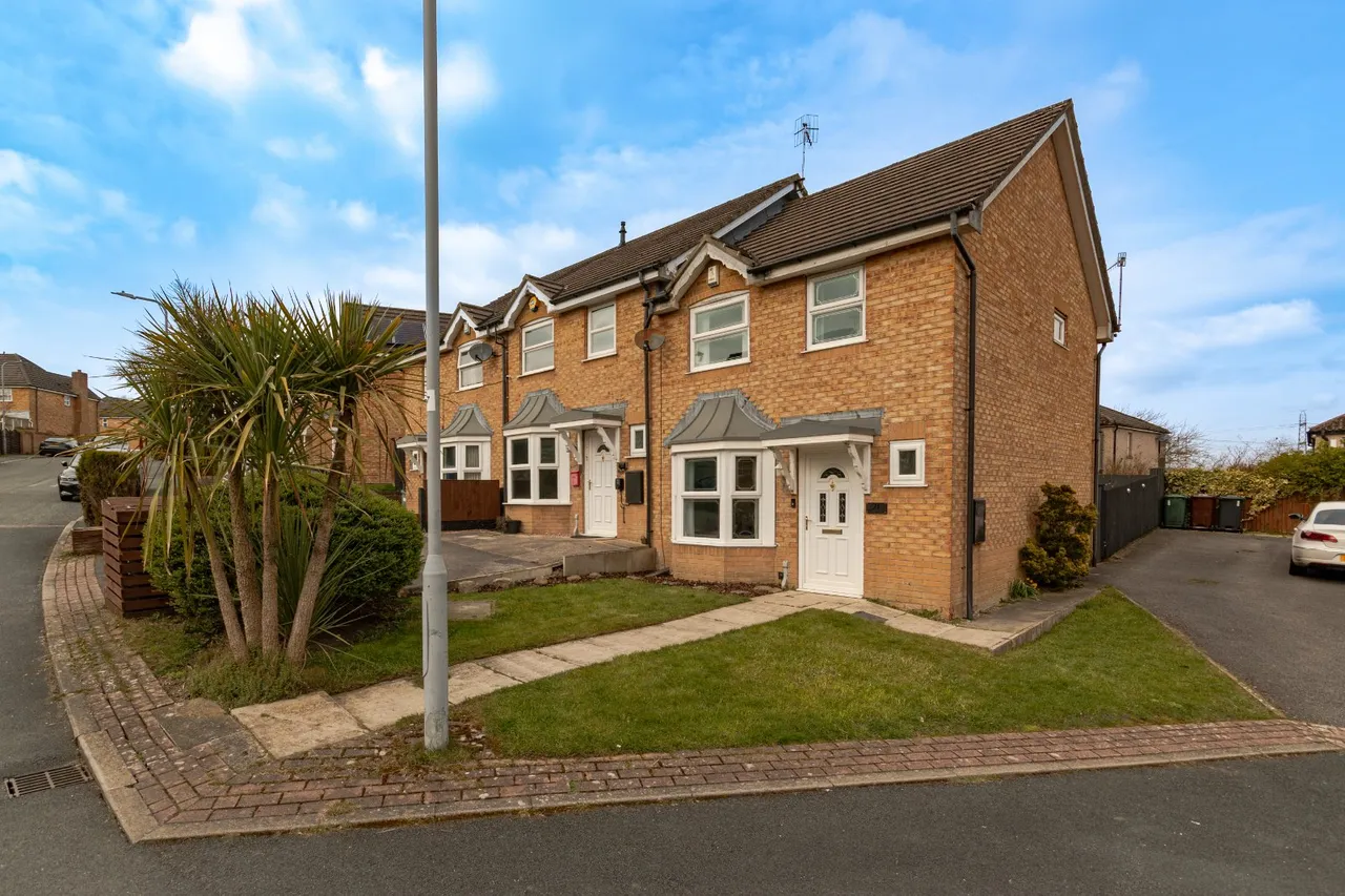 3 bed house for sale, Hornbeam Close, Bradford, BD15