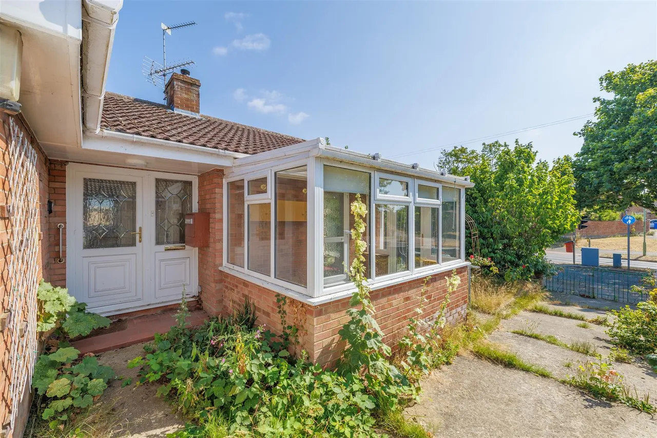 Ellough Road, Beccles, NR34, photo 2