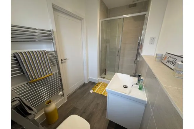 Lake Avenue, Camberley, GU16, photo 19