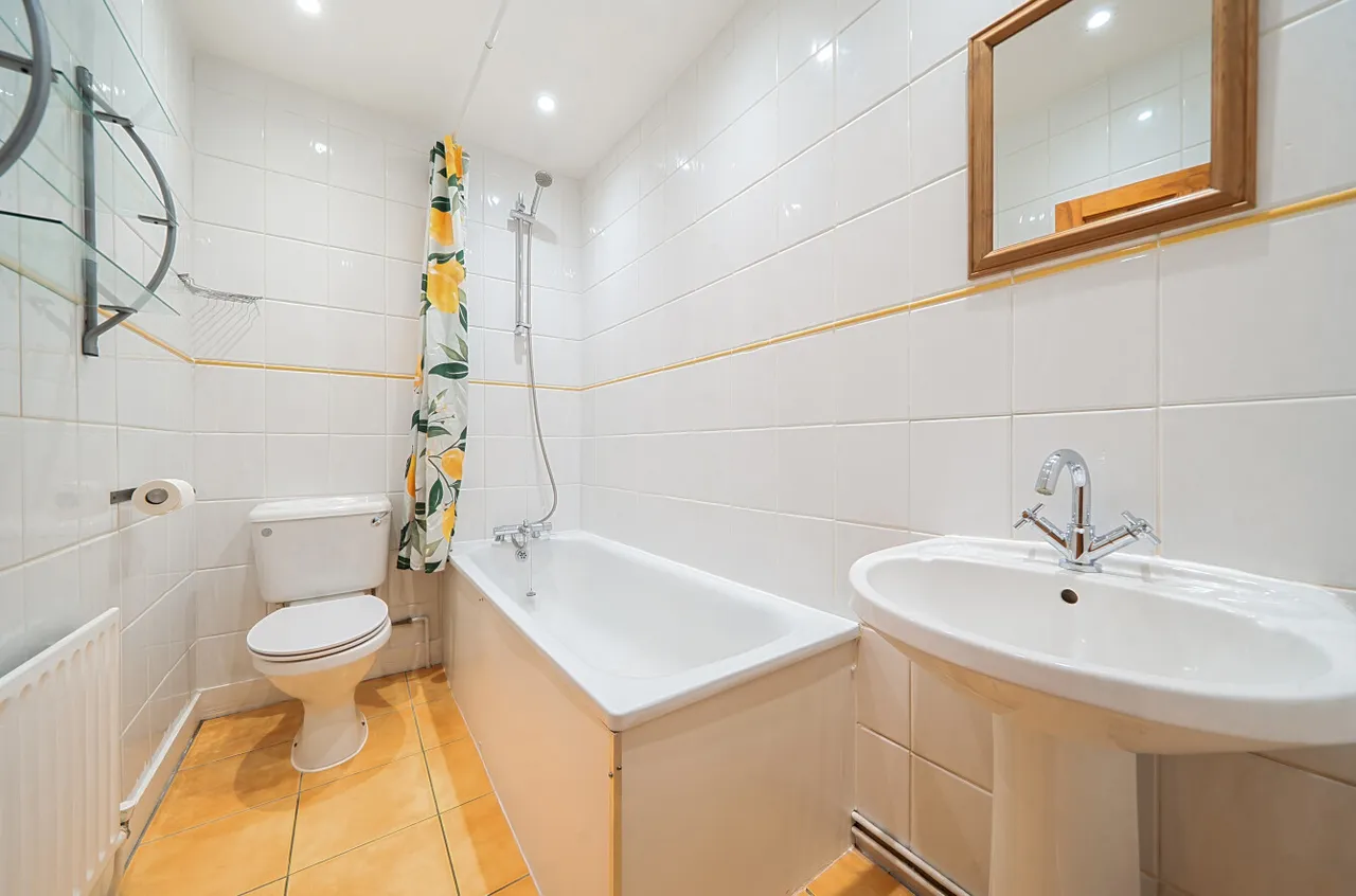 George Road, Godalming, GU7, photo 16
