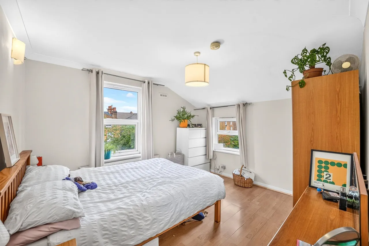Tooting Bec Road, London, SW17, photo 11