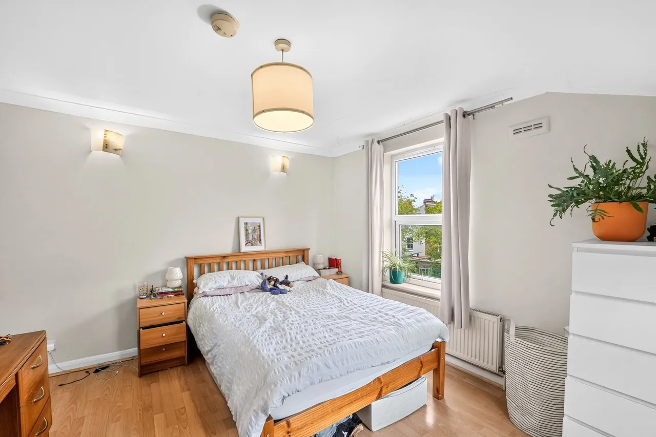 Tooting Bec Road, London, SW17, photo 12
