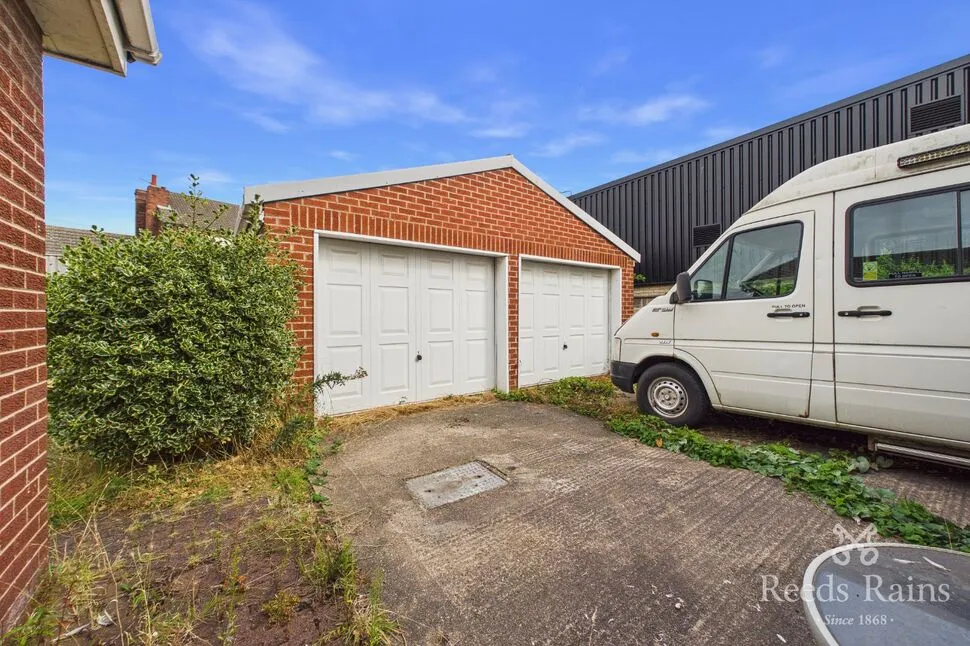 Hall Croft, Normanton, WF6, photo 21