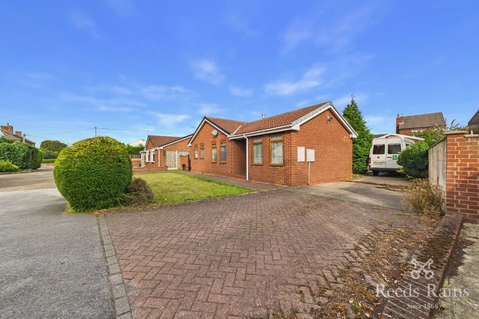 Hall Croft, Normanton, WF6, photo 20