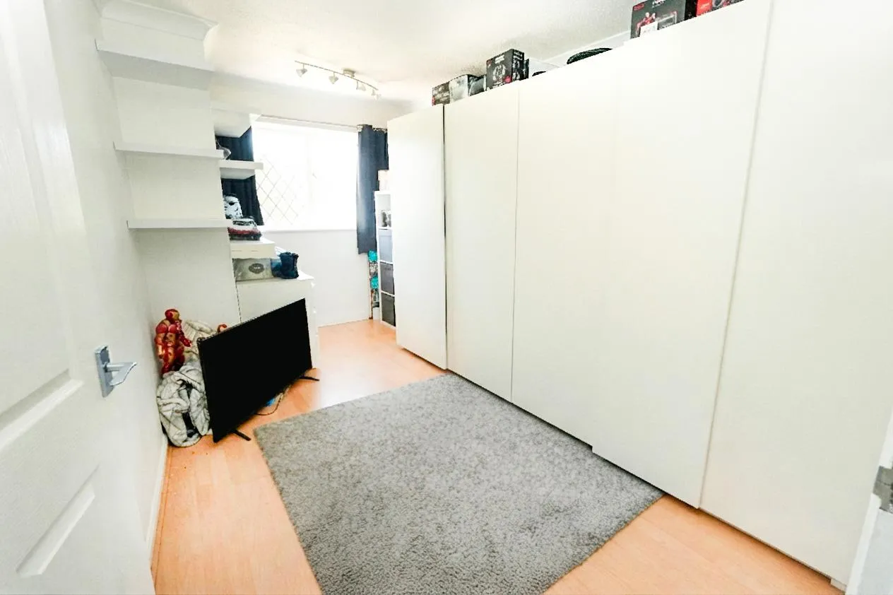 Scribbans Close, Smethwick, B66, photo 9