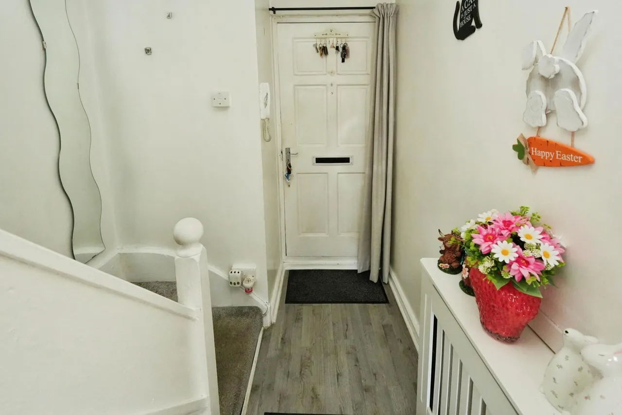 Scribbans Close, Smethwick, B66, photo 5