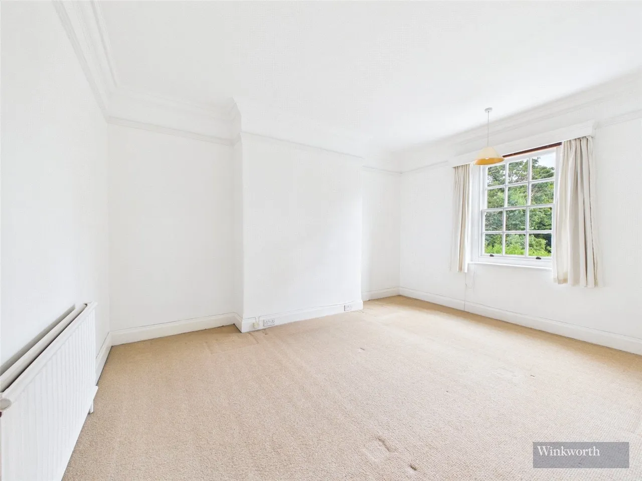 Oatlands Chase, Weybridge, KT13, photo 4