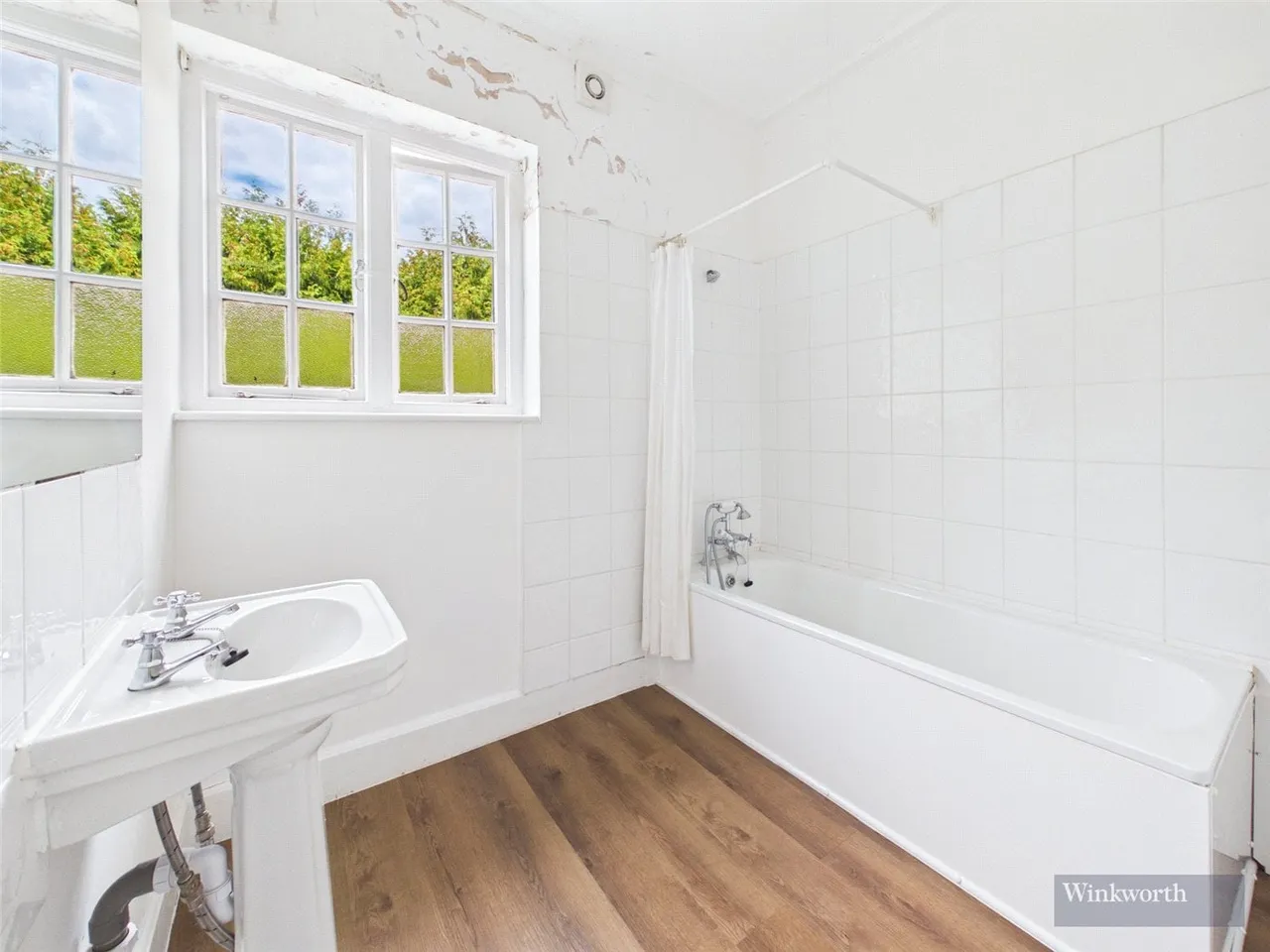Oatlands Chase, Weybridge, KT13, photo 11