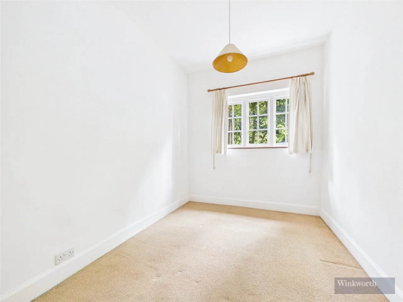 Oatlands Chase, Weybridge, KT13, photo 6